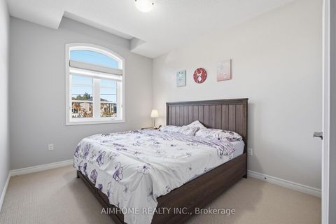 Photo 35 at 15 Calamint Lane, Oak Ridges Lake Wilcox, Richmond Hill