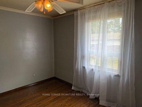 Photo 4 at 63 Nelson Street, Woburn, Toronto