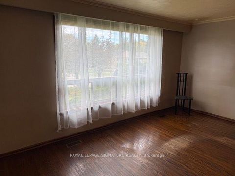 Photo 9 at 63 Nelson Street, Woburn, Toronto