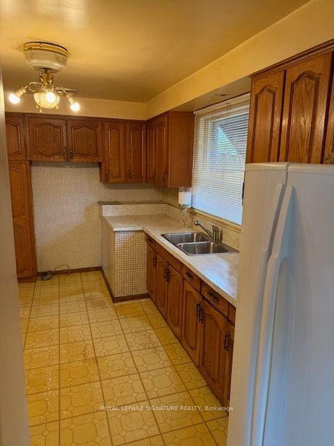 Photo 11 at 63 Nelson Street, Woburn, Toronto