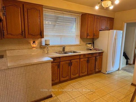 Photo 13 at 63 Nelson Street, Woburn, Toronto
