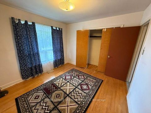 Photo 7 at 16 Hoshlega Drive, Morningside, Toronto
