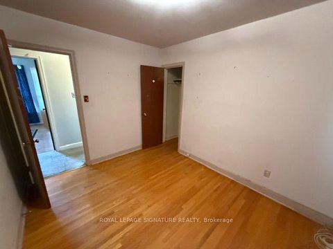 Photo 12 at 16 Hoshlega Drive, Morningside, Toronto