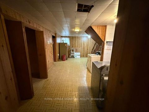 Photo 18 at 16 Hoshlega Drive, Morningside, Toronto