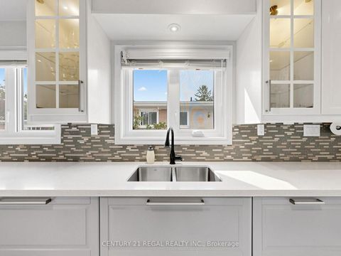 Photo 4 at 77 Billington Crescent, Donalda, Toronto