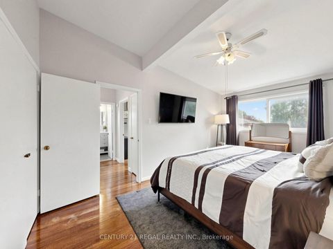 Photo 21 at 77 Billington Crescent, Donalda, Toronto