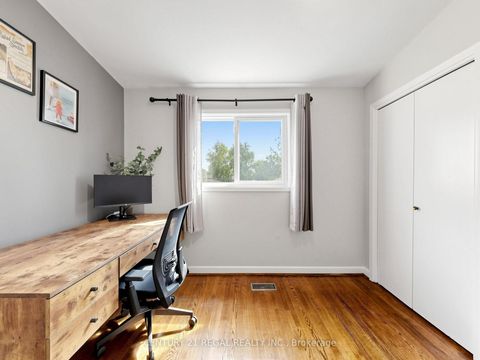 Photo 26 at 77 Billington Crescent, Donalda, Toronto