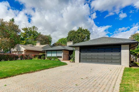 Photo 1 at 75 Ravensbourne Crescent, Rosethorn, Toronto