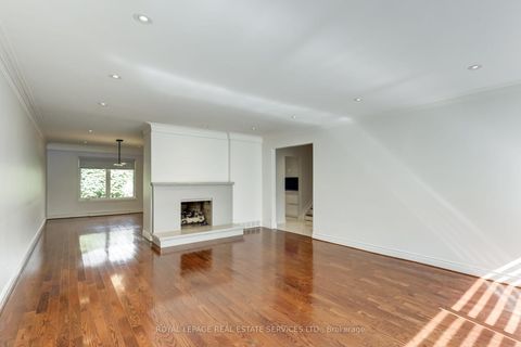 Photo 8 at 75 Ravensbourne Crescent, Rosethorn, Toronto
