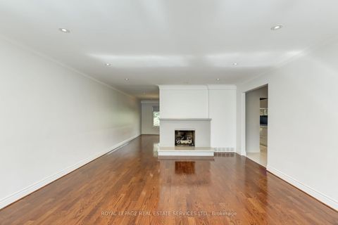 Photo 10 at 75 Ravensbourne Crescent, Rosethorn, Toronto