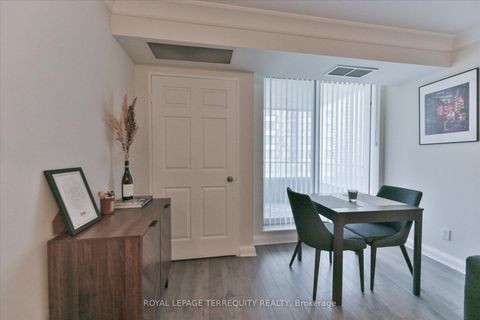 Photo 11 at 1508 - 35 Empress Avenue, Willowdale East, Toronto