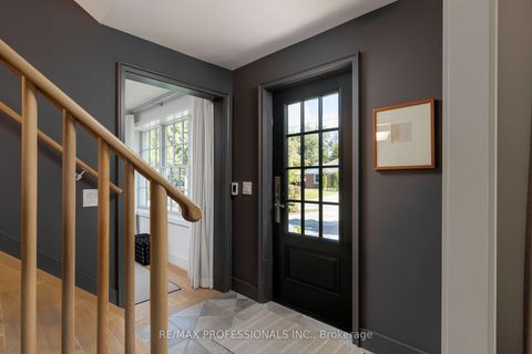 Photo 5 at 8 Glenn Murray Drive, Queensway, Toronto