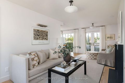 Photo 8 at 8 Glenn Murray Drive, Queensway, Toronto