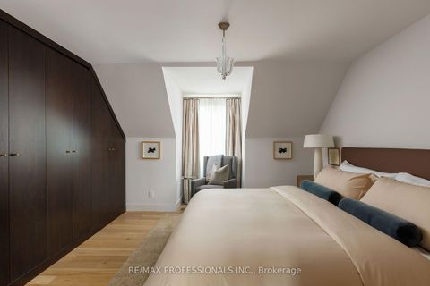 Photo 26 at 8 Glenn Murray Drive, Queensway, Toronto