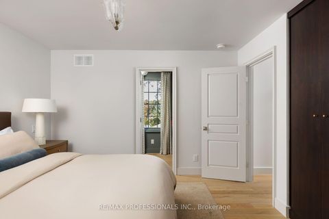 Photo 28 at 8 Glenn Murray Drive, Queensway, Toronto