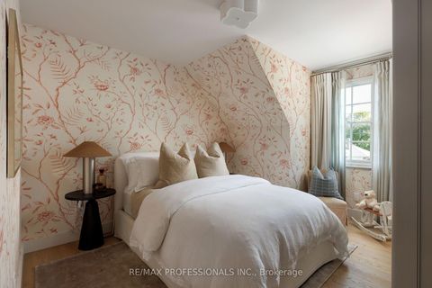 Photo 31 at 8 Glenn Murray Drive, Queensway, Toronto