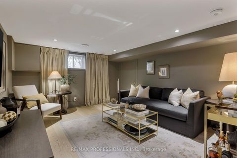 Photo 37 at 8 Glenn Murray Drive, Queensway, Toronto
