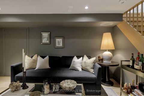 Photo 38 at 8 Glenn Murray Drive, Queensway, Toronto