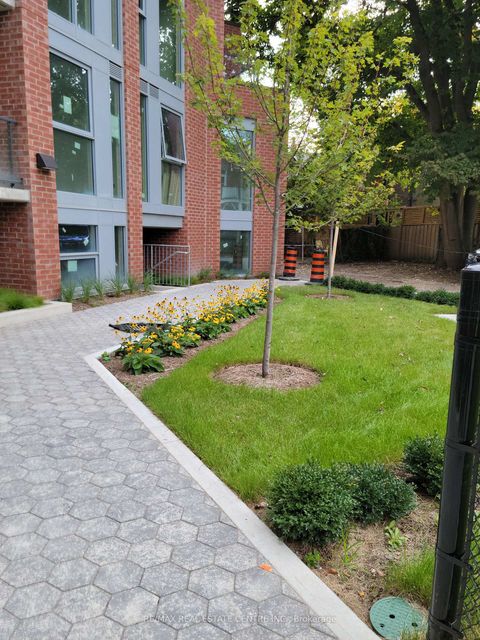Photo 6 at 514 - 57 Brock Avenue, Roncesvalles, Toronto