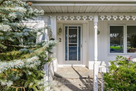 Photo 3 at 2 Tamarack Court, Rural Innisfil, Innisfil