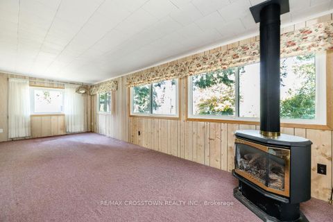 Photo 17 at 2 Tamarack Court, Rural Innisfil, Innisfil