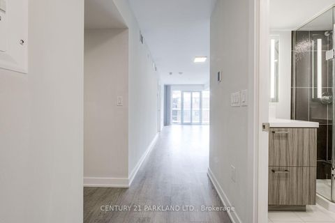 Photo 6 at 607 - 50 McCaul Street, Chinatown, Toronto