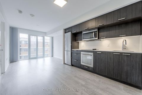 Photo 9 at 607 - 50 McCaul Street, Chinatown, Toronto