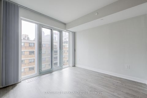 Photo 10 at 607 - 50 McCaul Street, Chinatown, Toronto