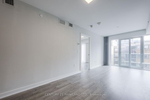 Photo 12 at 607 - 50 McCaul Street, Chinatown, Toronto