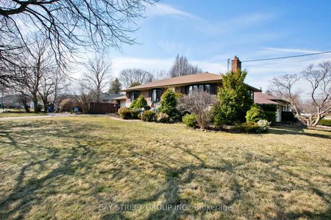 Photo 2 at 67 Elvaston Drive, Victoria Village, Toronto