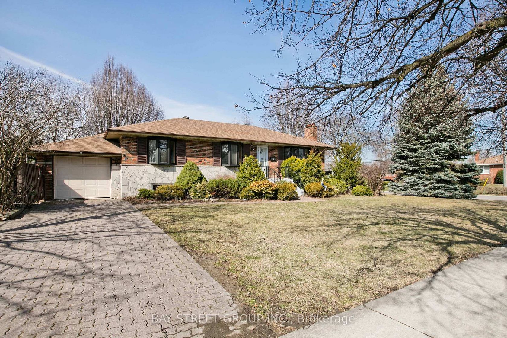 67 Elvaston Drive, Victoria Village, Toronto 