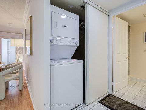 Photo 5 at 1708 - 88 Corporate Drive, Woburn, Toronto