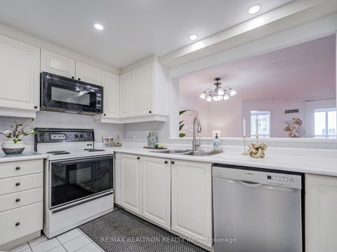 Photo 15 at 1708 - 88 Corporate Drive, Woburn, Toronto