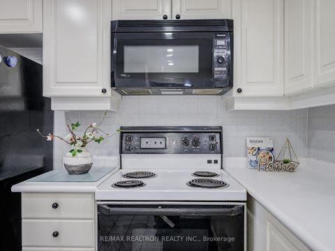 Photo 17 at 1708 - 88 Corporate Drive, Woburn, Toronto