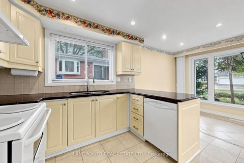 Photo 10 at 51 BESTVIEW Drive, Steeles, Toronto