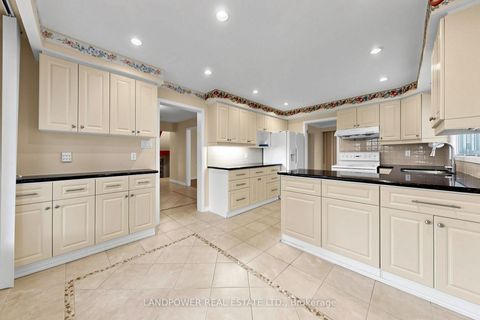 Photo 15 at 51 BESTVIEW Drive, Steeles, Toronto
