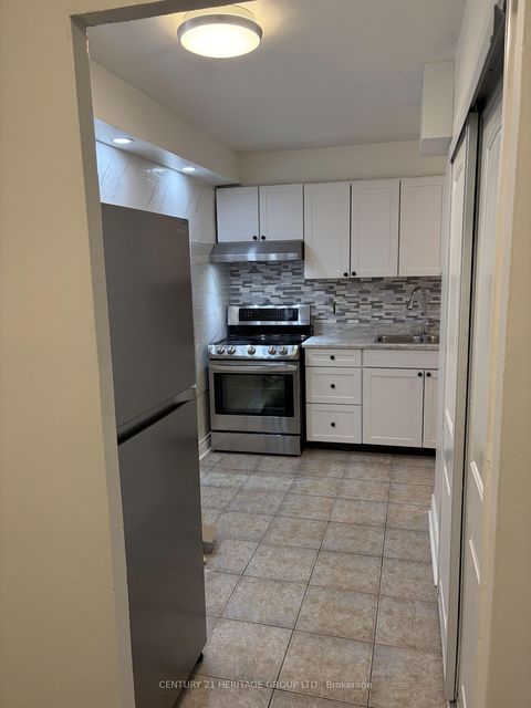 Photo 9 at 411 - 80 Grandravine Drive, York University Heights, Toronto