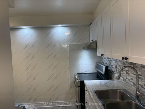 Photo 10 at 411 - 80 Grandravine Drive, York University Heights, Toronto