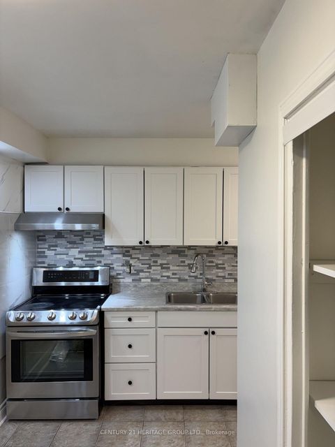 Photo 11 at 411 - 80 Grandravine Drive, York University Heights, Toronto