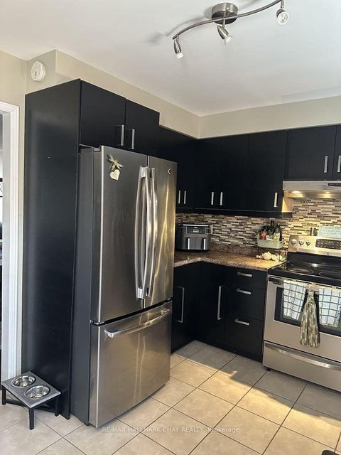 Photo 9 at 61 Carruthers Crescent, Grove East, Barrie