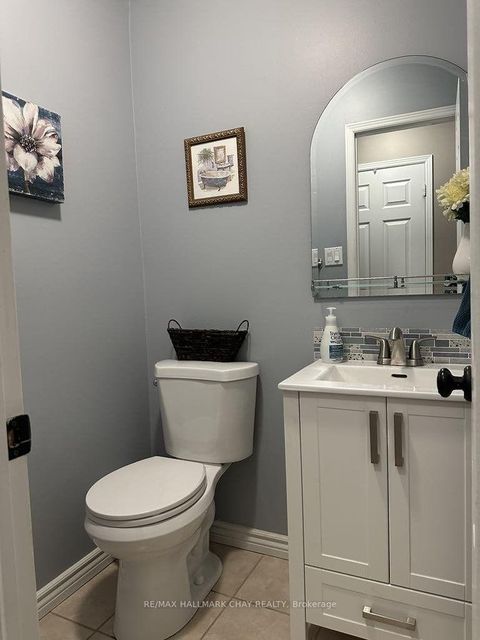 Photo 20 at 61 Carruthers Crescent, Grove East, Barrie