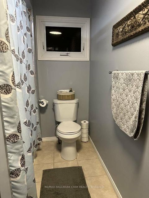 Photo 30 at 61 Carruthers Crescent, Grove East, Barrie