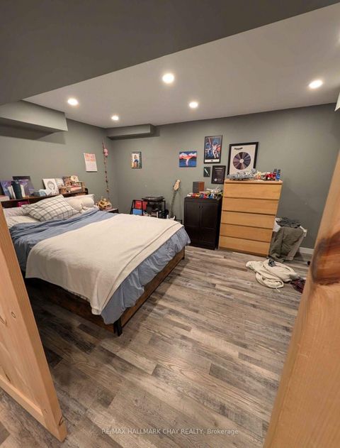 Photo 40 at 61 Carruthers Crescent, Grove East, Barrie