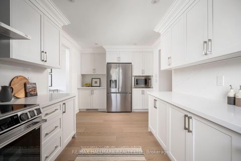 Photo 16 at 226 Mortimer Avenue, East York, Toronto