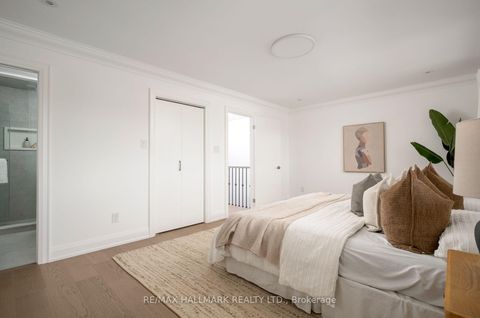 Photo 23 at 226 Mortimer Avenue, East York, Toronto