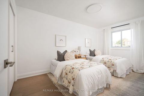 Photo 30 at 226 Mortimer Avenue, East York, Toronto
