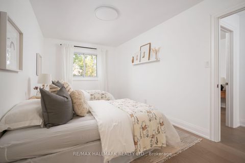 Photo 31 at 226 Mortimer Avenue, East York, Toronto