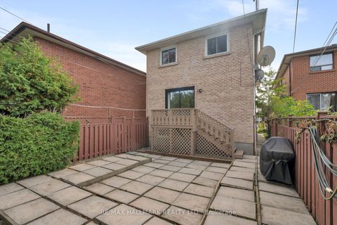 Photo 49 at 226 Mortimer Avenue, East York, Toronto