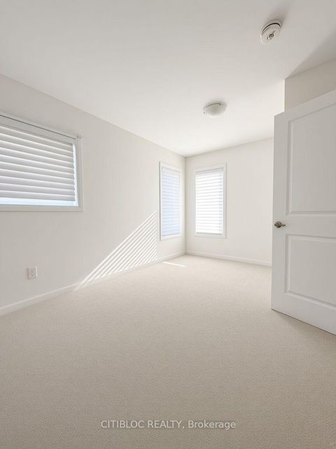 Photo 9 at 22 Sarah Jackson Crescent, CFB, Toronto