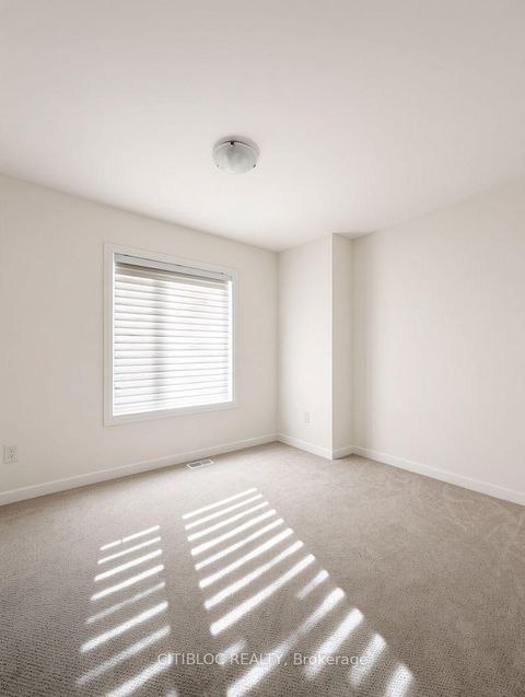 Photo 10 at 22 Sarah Jackson Crescent, CFB, Toronto